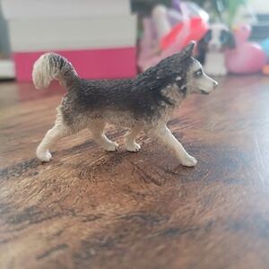 Schleich Husky Figure